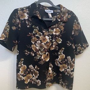 Black and brown floral button up short sleeve blouse